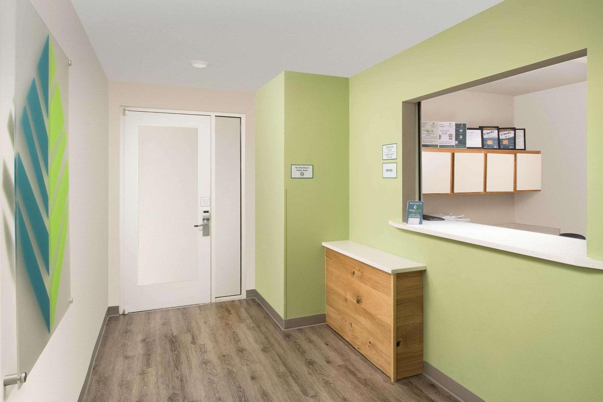Woodspring Suites Savannah Garden City Екстер'єр фото